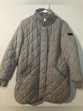 DKNY Women’s Hooded Quilted Jacket   Size  S Thistle